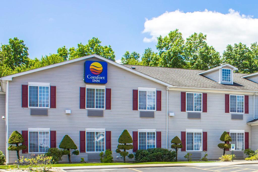 Spark By Hilton 2* Guilford